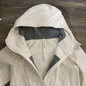 Lululemon Cream Scuba Jacket Excellent Sz 6
